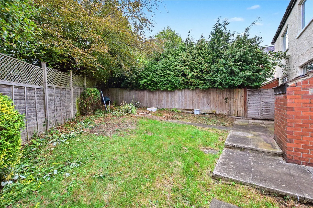 Field End Road, Leeds, LS15, photo 11