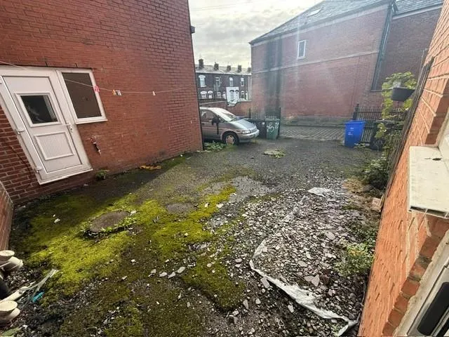 Wellington Road, Bury, BL9, photo 8