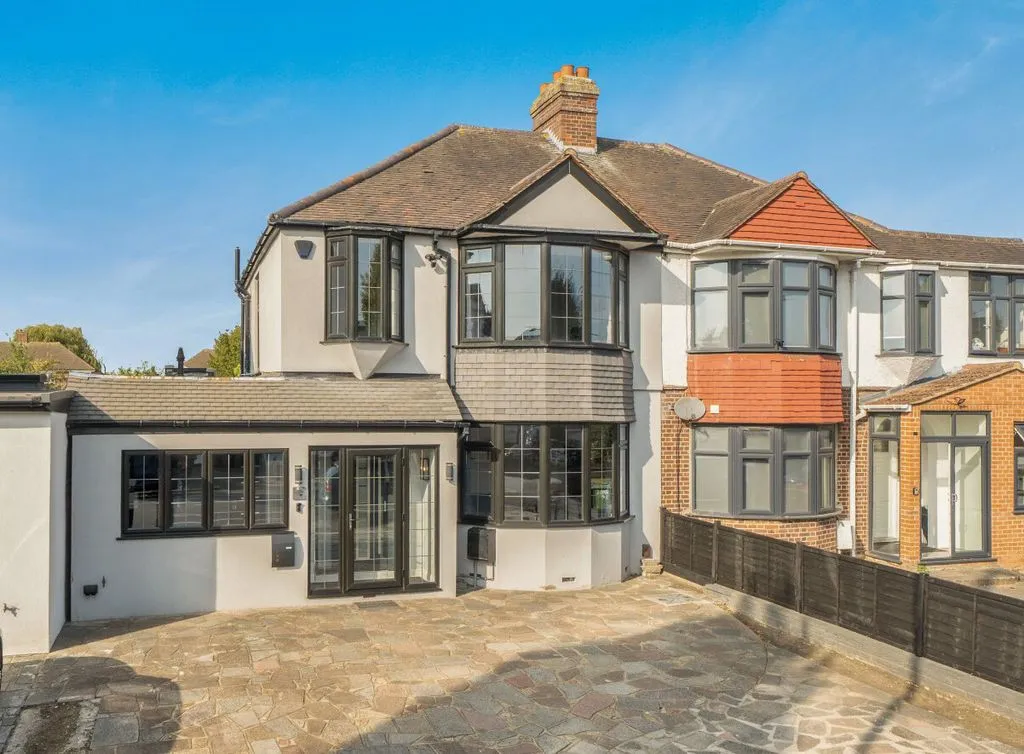 4 bed property for sale, Green Lane, London, SE9