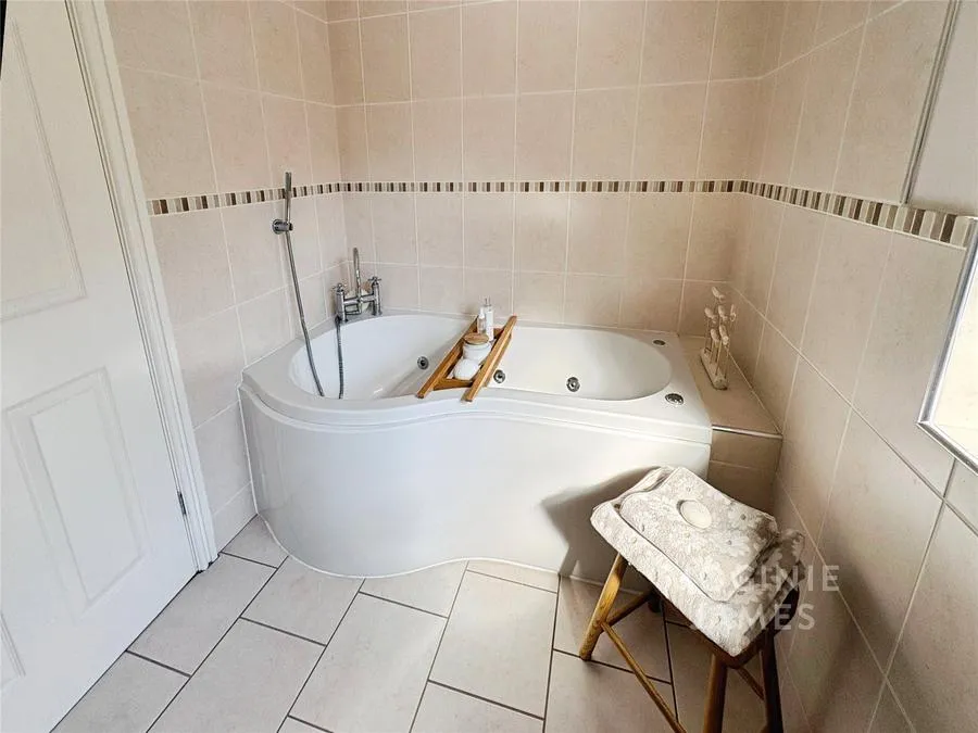 Ffordd Cwellyn, Cardiff, CF23, photo 18