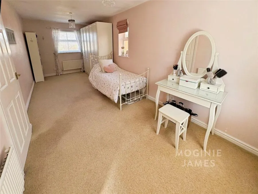 Ffordd Cwellyn, Cardiff, CF23, photo 13
