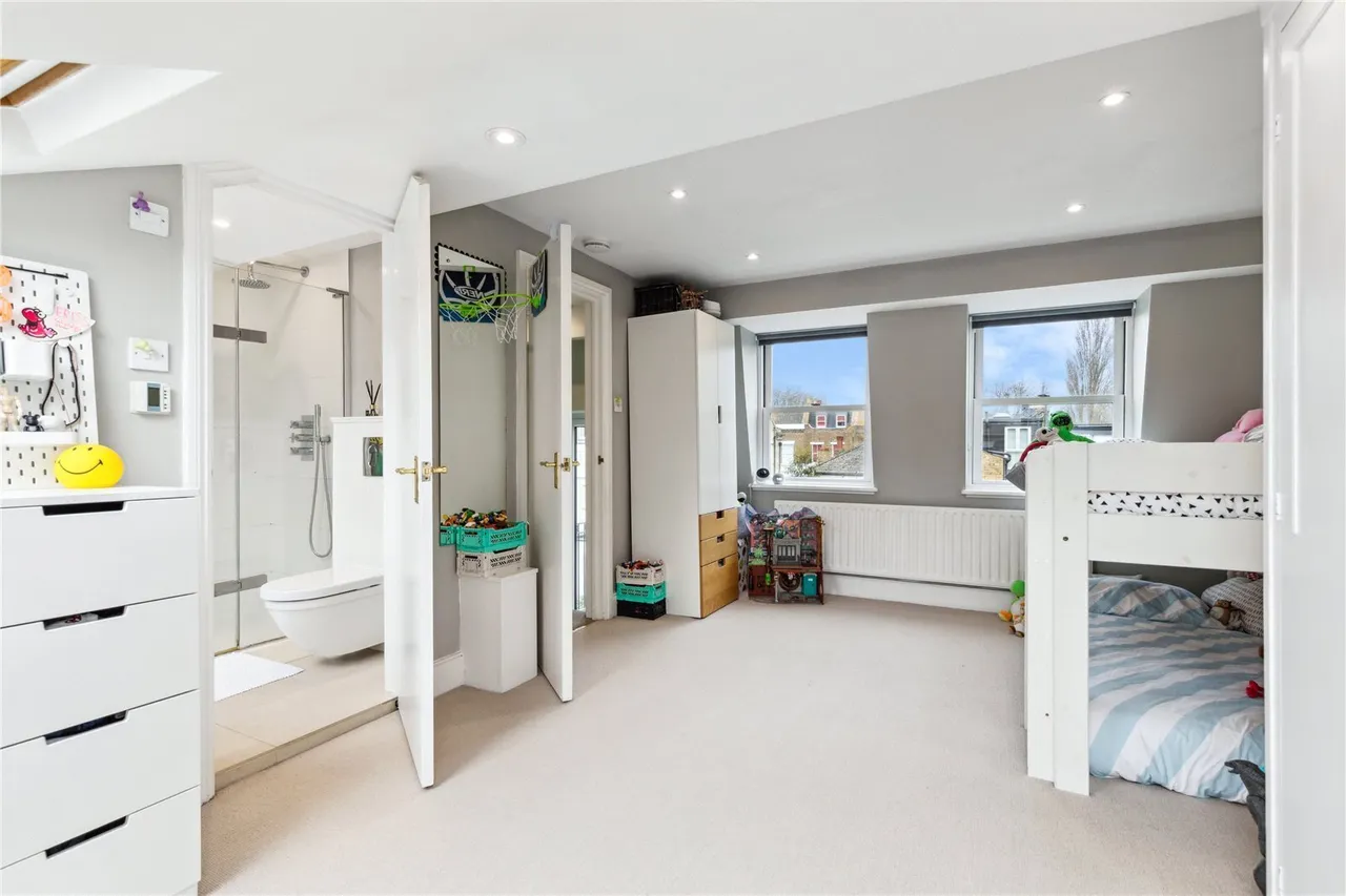 Bennerley Road, London, SW11, photo 10