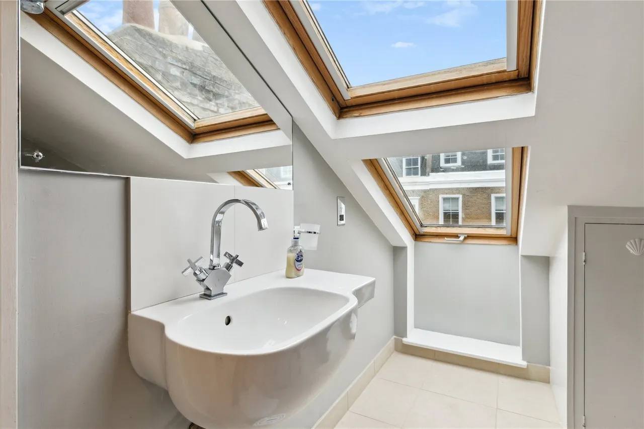 Bennerley Road, London, SW11, photo 11