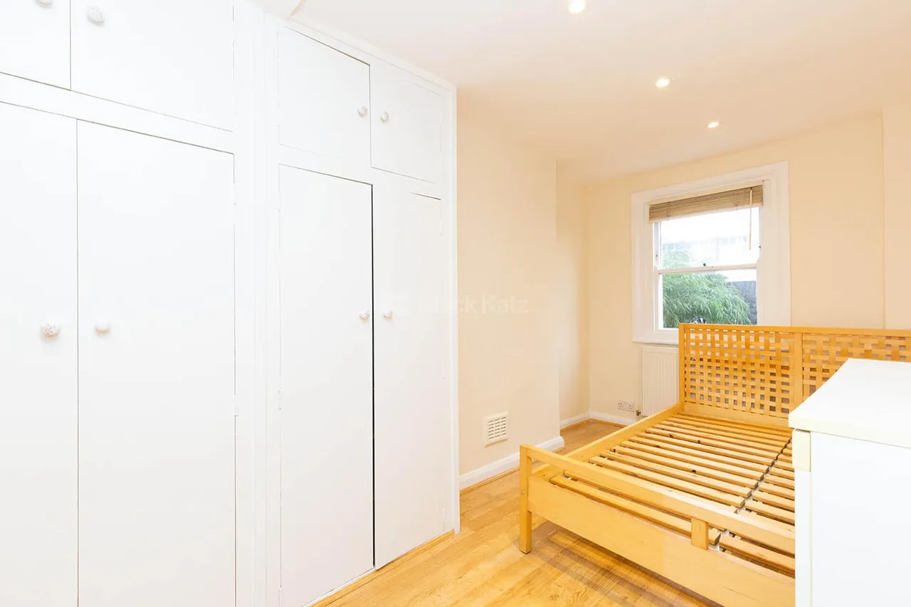 Buckingham Road, N1, photo 4