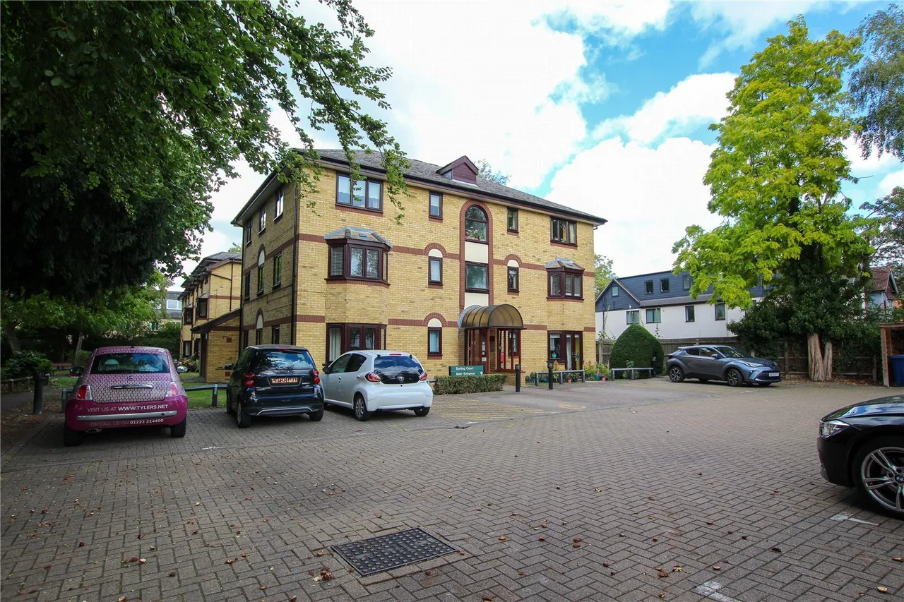 2 bed flat for sale — Burling Court, Cambridge