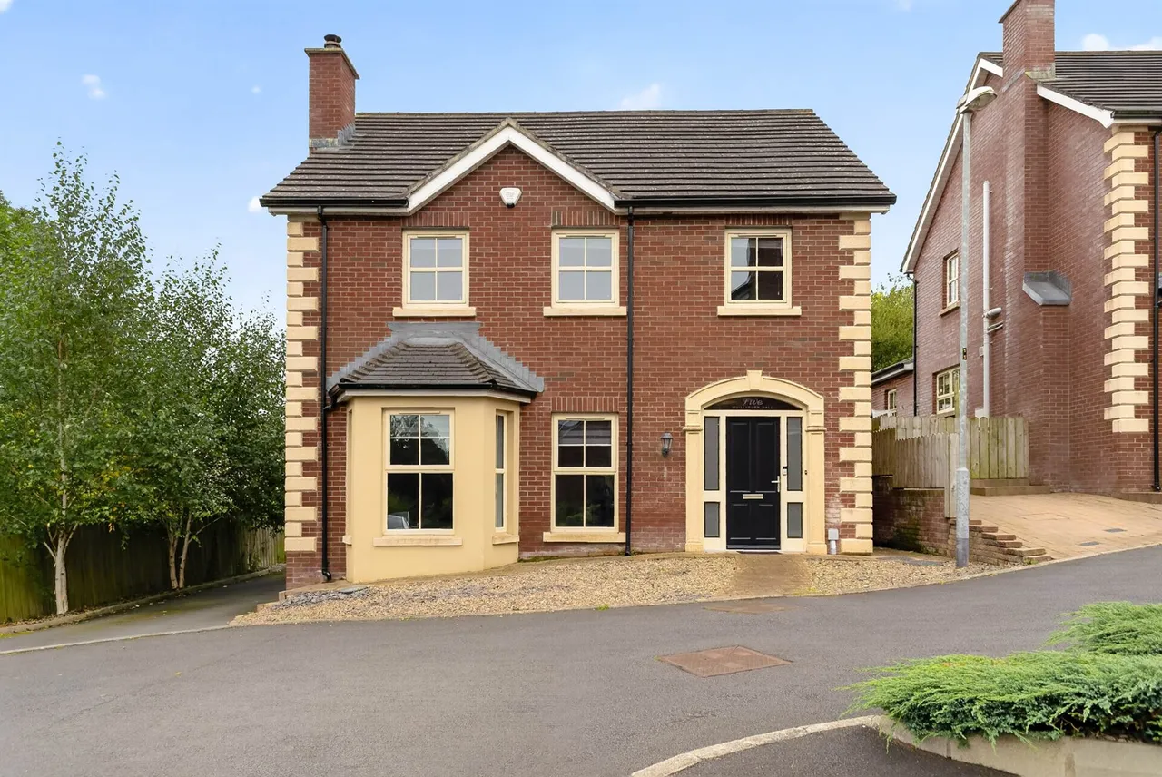 3 bed house for sale, Quillyburn Hall, Dromore, BT25