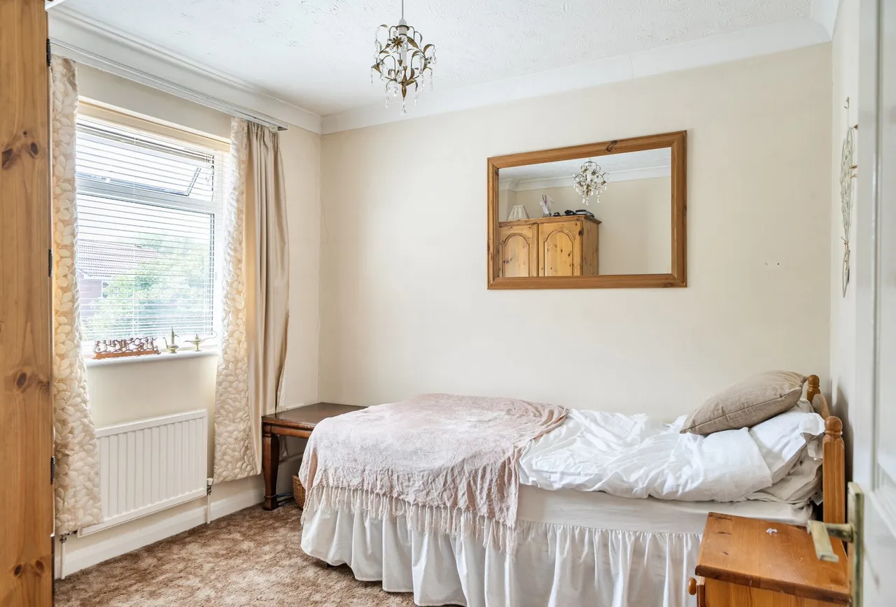 Sandy Close, Gloucestershire, Bradley Stoke, BS32 8AJ, photo 9