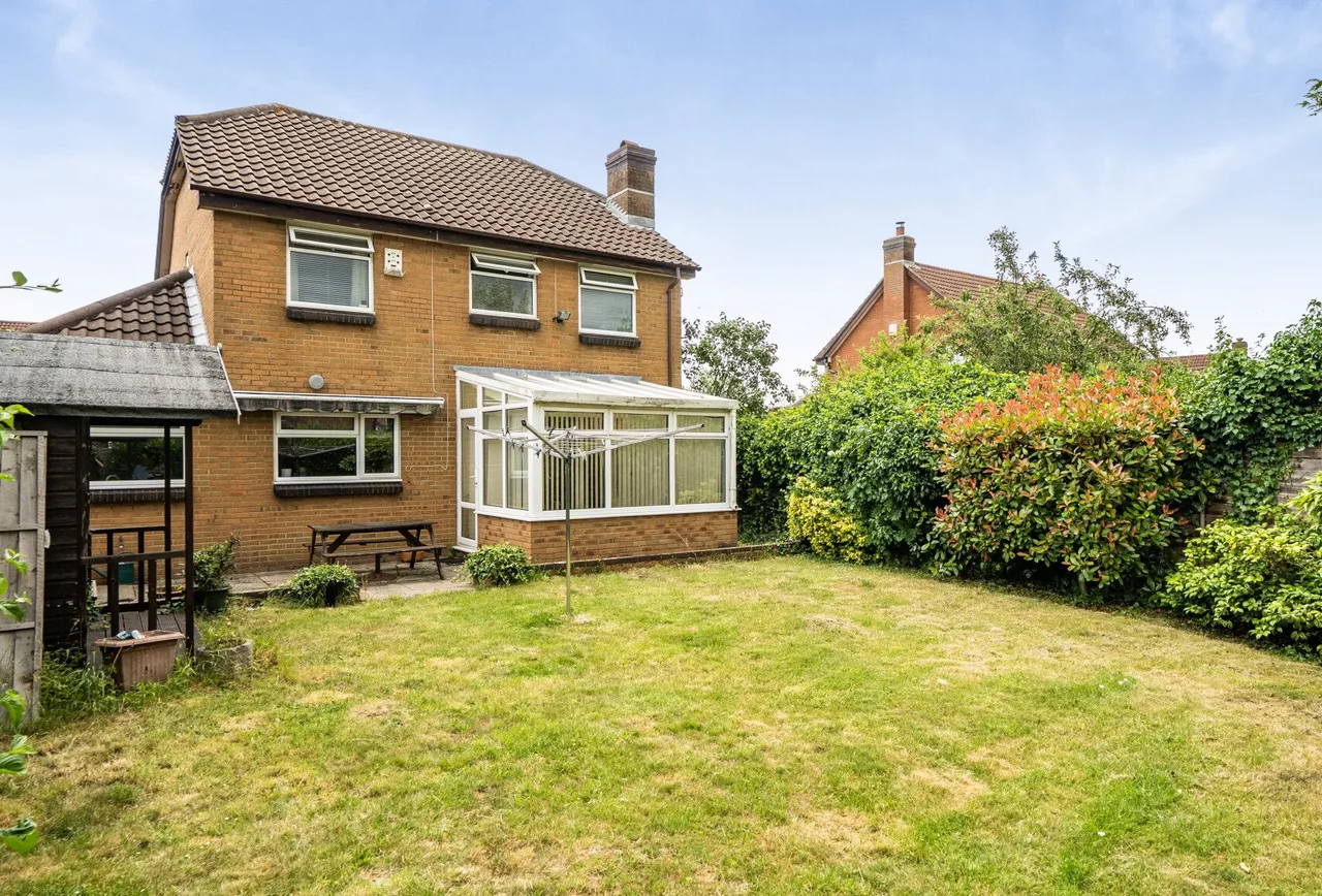 Sandy Close, Gloucestershire, Bradley Stoke, BS32 8AJ, photo 4