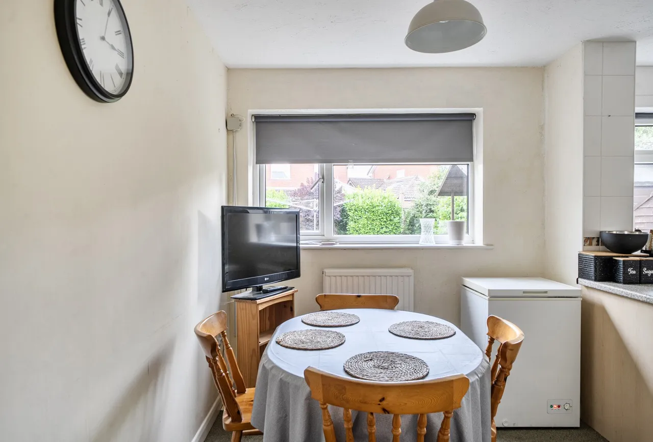 Sandy Close, Gloucestershire, Bradley Stoke, BS32 8AJ, photo 3