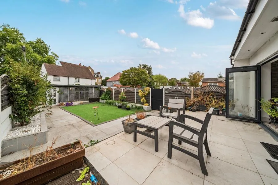 Albert Street, Slough, SL1, photo 12