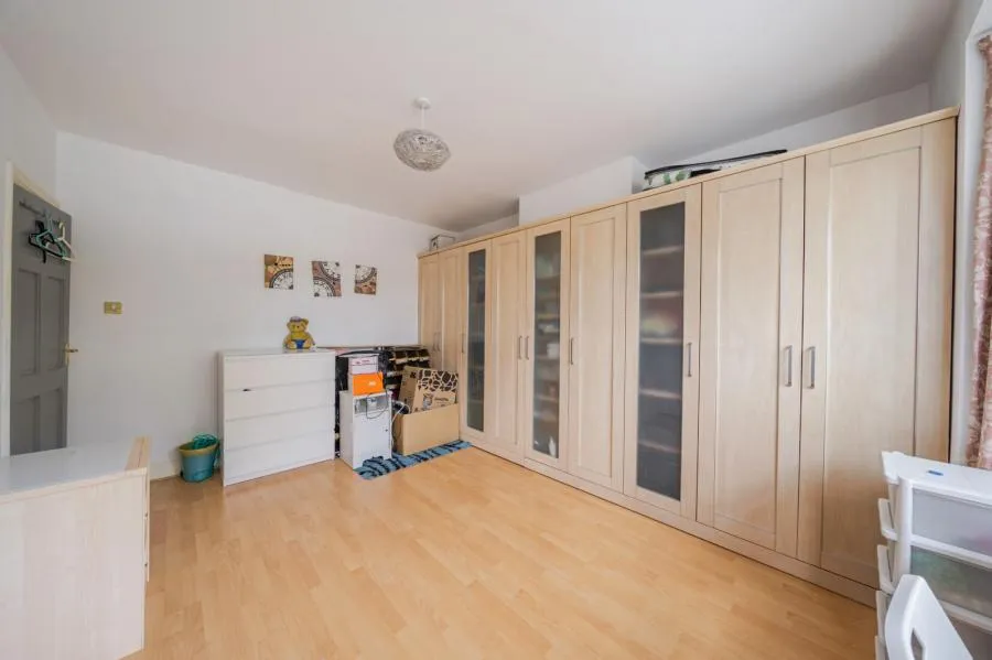 Albert Street, Slough, SL1, photo 8