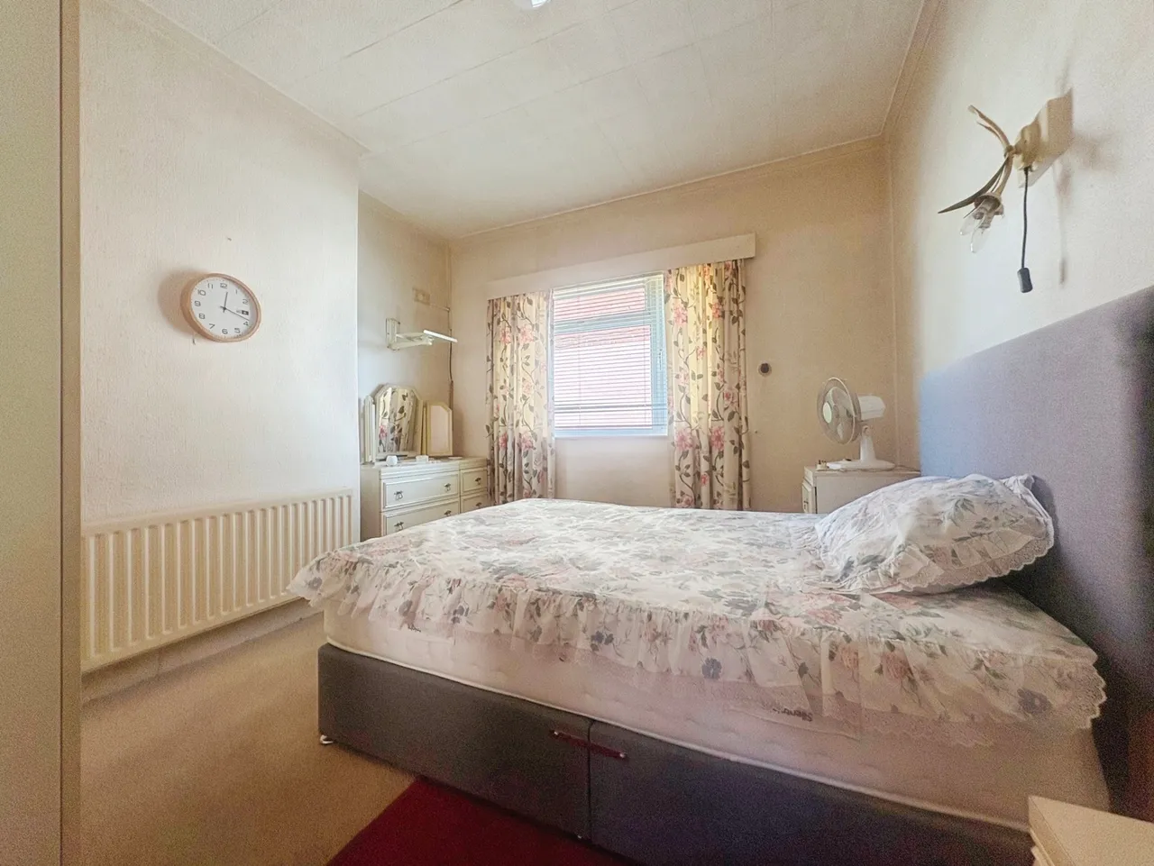 Orchard Road, Badshot Lea, Farnham, Surrey, GU9 9LH, photo 5