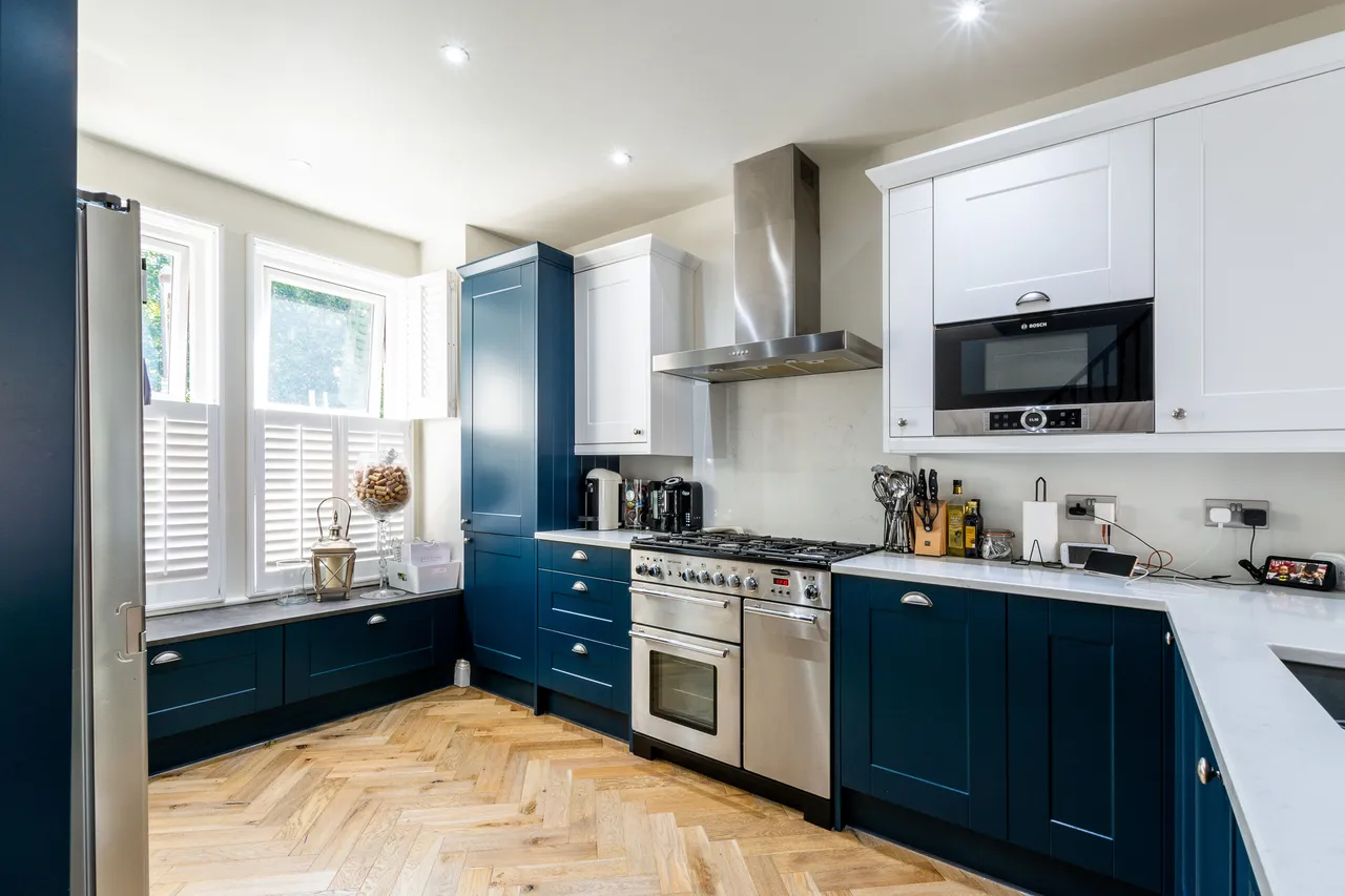 48 Wandle Bank, London, photo 4