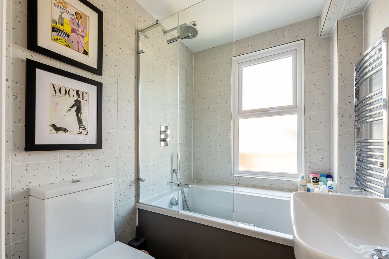 48 Wandle Bank, London, photo 8