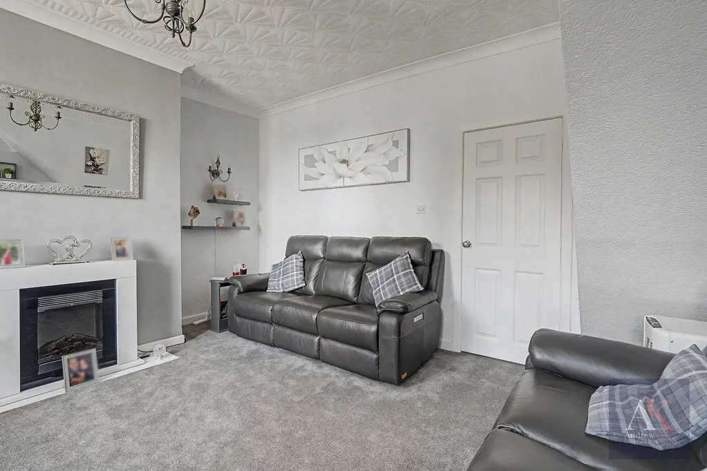Featherstall Road, Littleborough OL15 8NY, photo 8