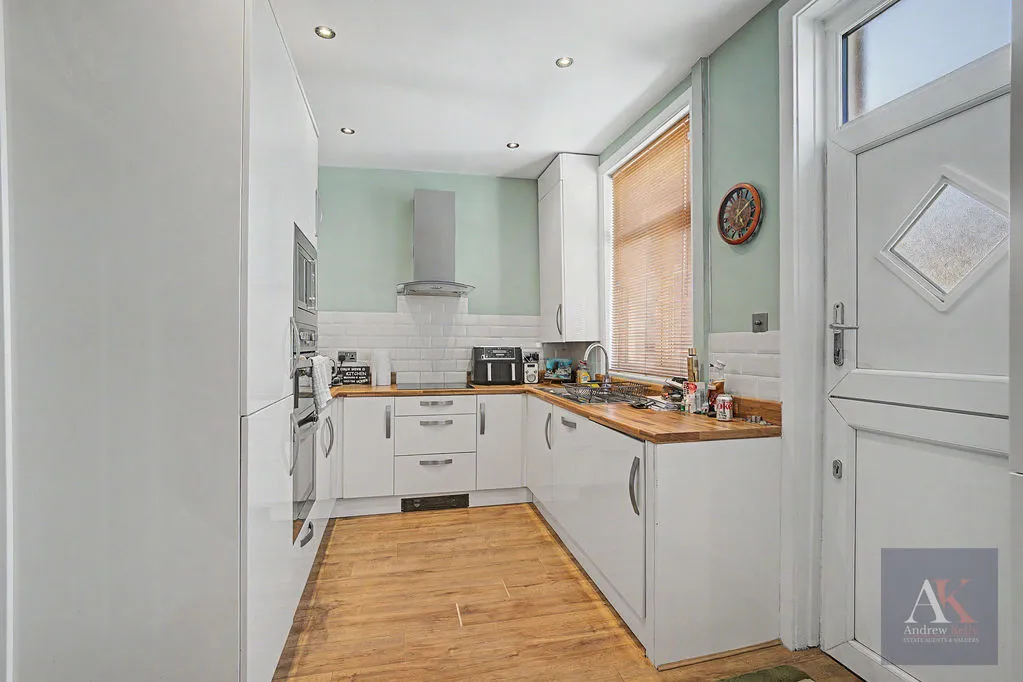 Featherstall Road, Littleborough OL15 8NY, photo 6