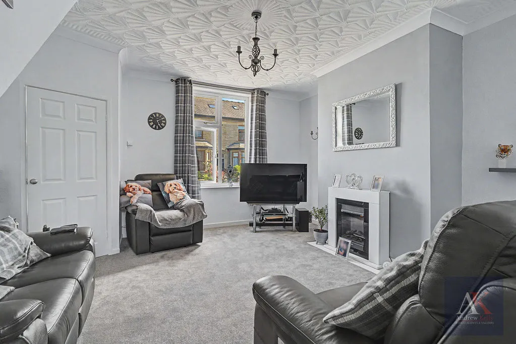 Featherstall Road, Littleborough OL15 8NY, photo 3