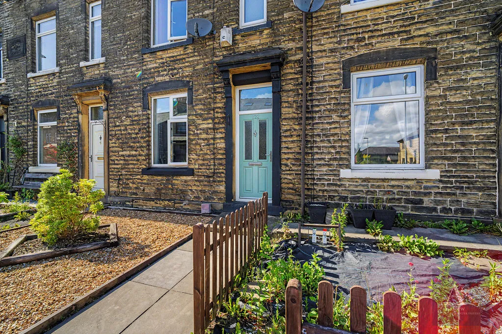 Featherstall Road, Littleborough OL15 8NY, photo 2