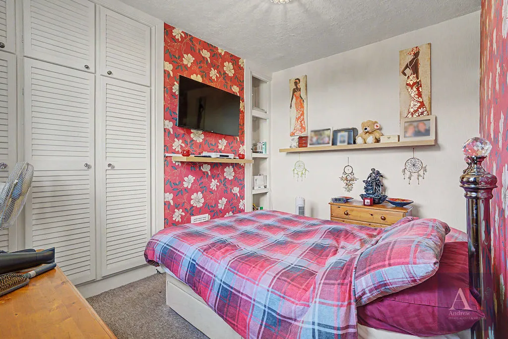 Featherstall Road, Littleborough OL15 8NY, photo 11