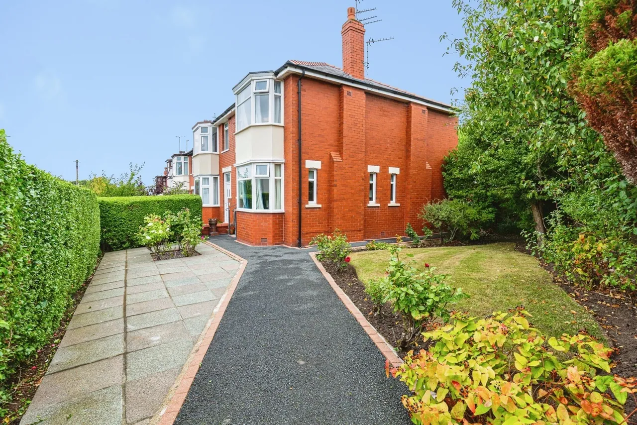 Weymouth Road, Blackpool, FY3, photo 24