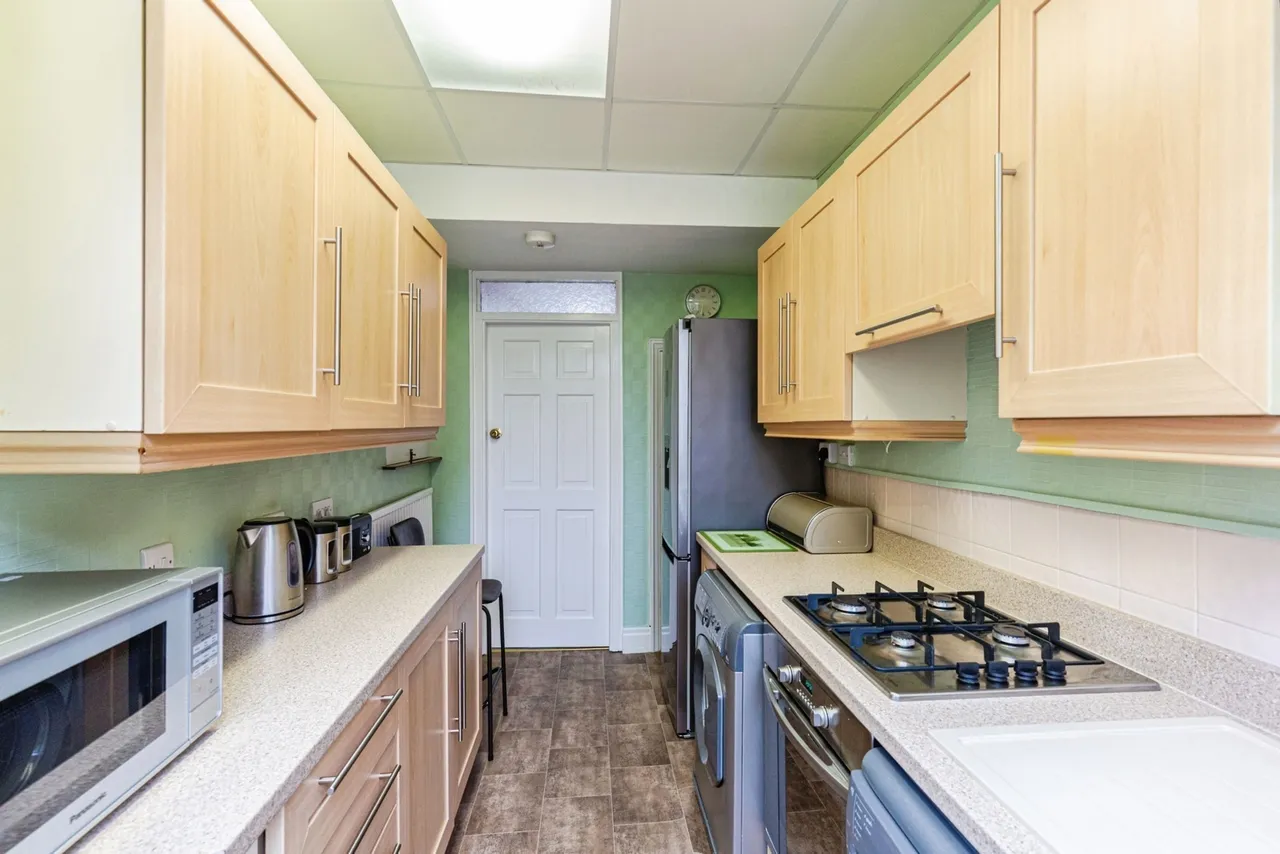 Weymouth Road, Blackpool, FY3, photo 9