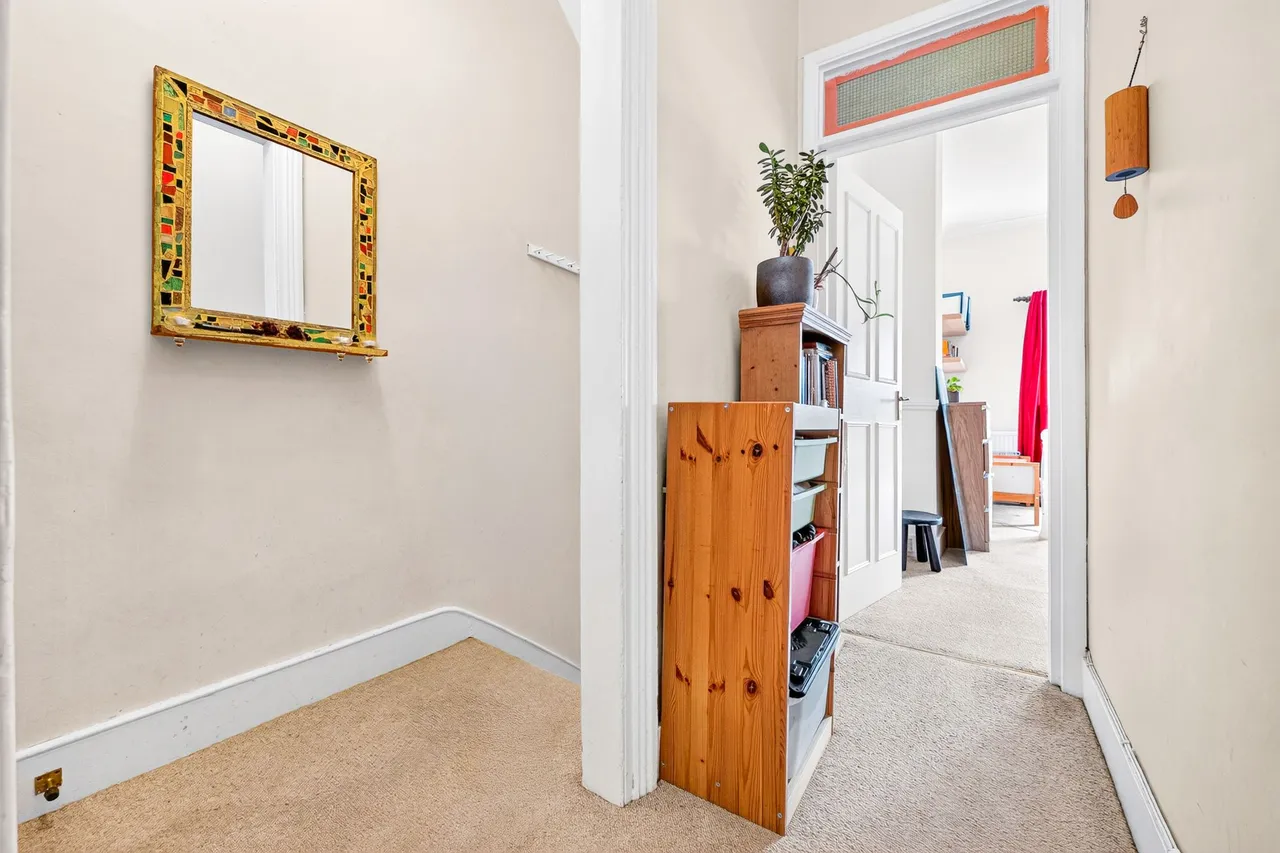 Ferme Park Road, London, N4, photo 8