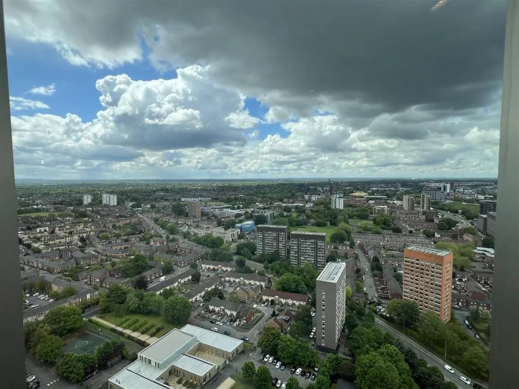 Silvercroft Street, Manchester, M15, photo 4