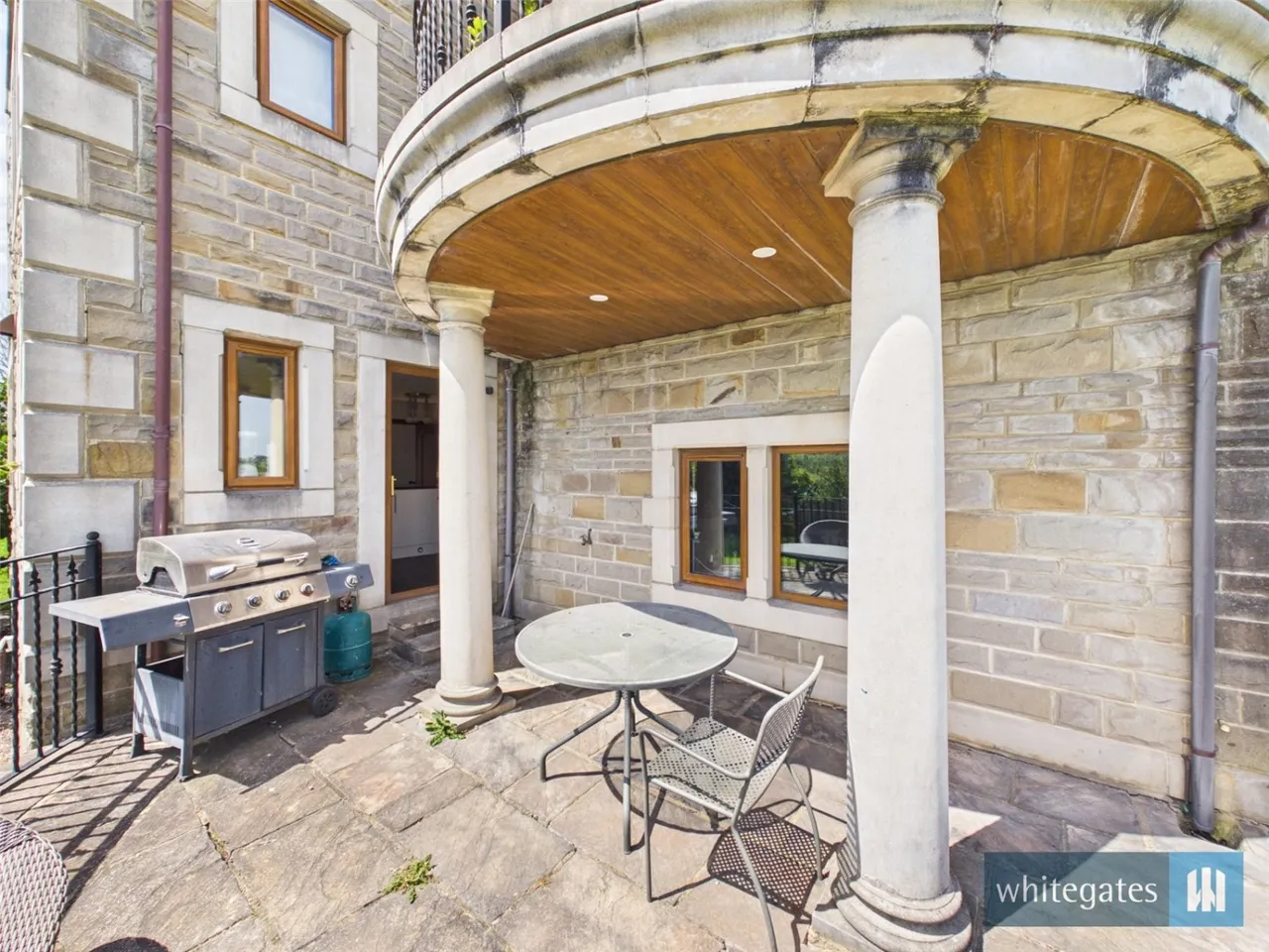 Robins Court, Oakenshaw, BD12, photo 35