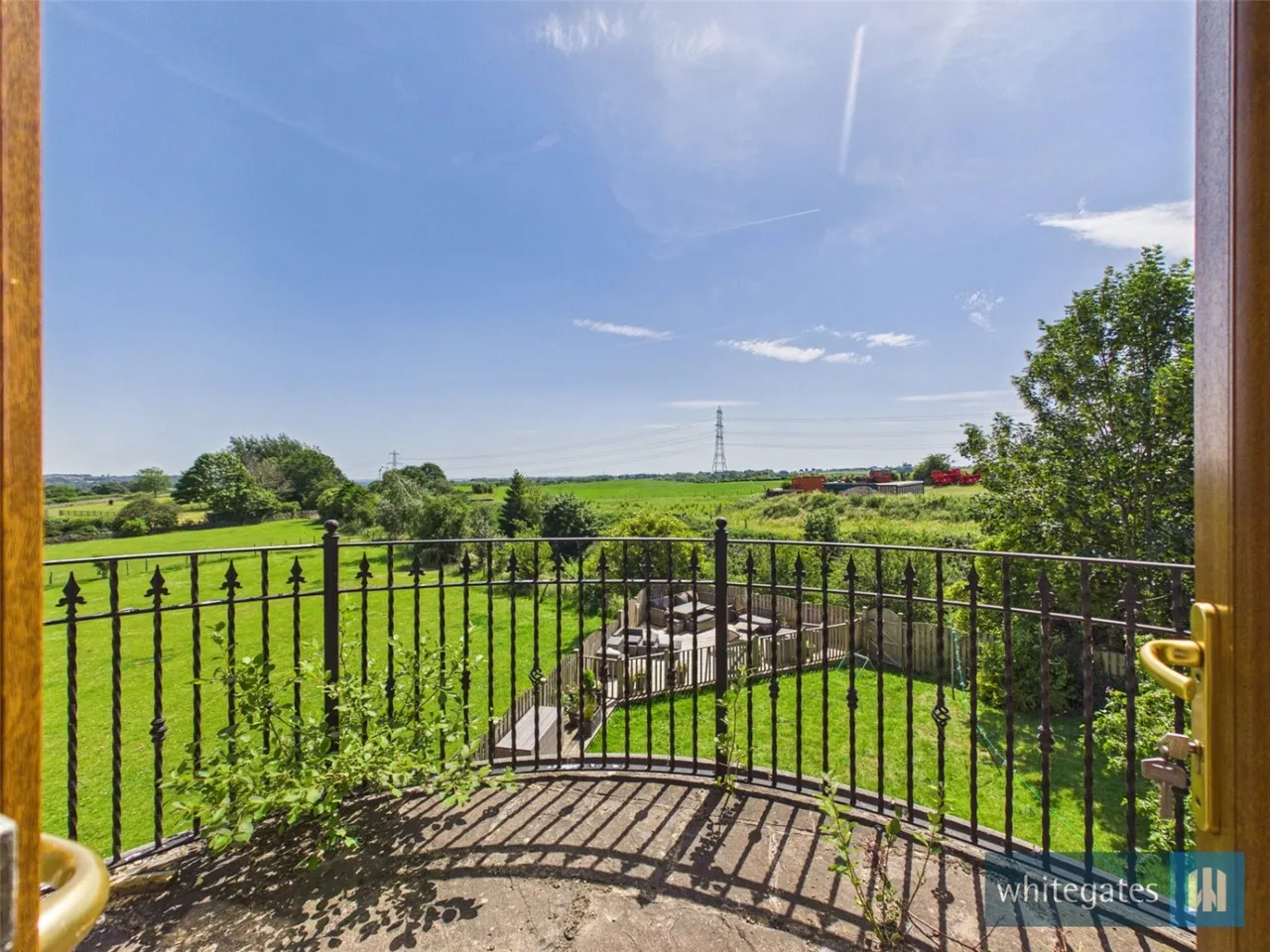 Robins Court, Oakenshaw, BD12, photo 15