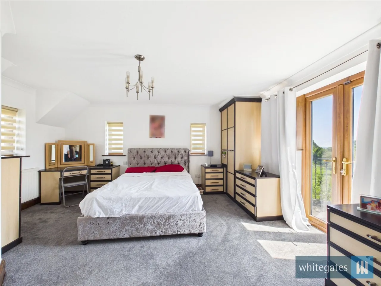 Robins Court, Oakenshaw, BD12, photo 4