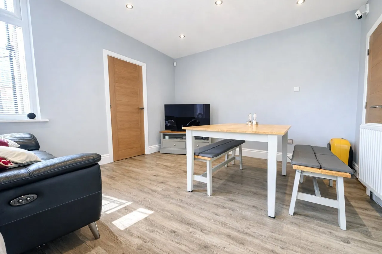Coombes Street, STOCKPORT, Cheshire, SK2, photo 2
