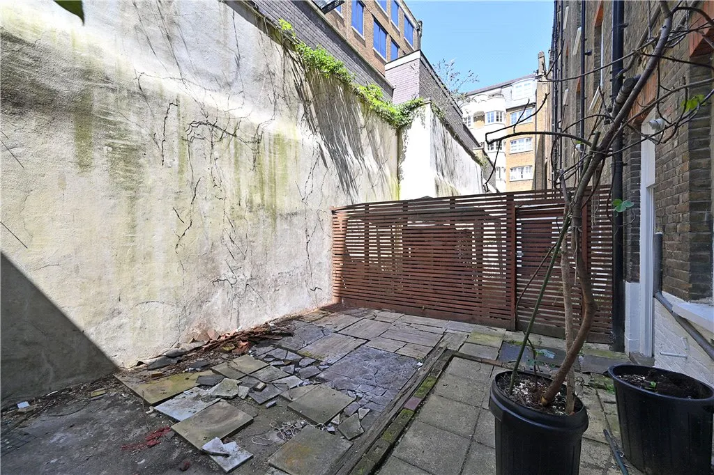 For sale in Riding House Street, London, W1W, photo 7