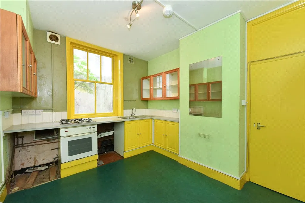 For sale in Riding House Street, London, W1W, photo 14