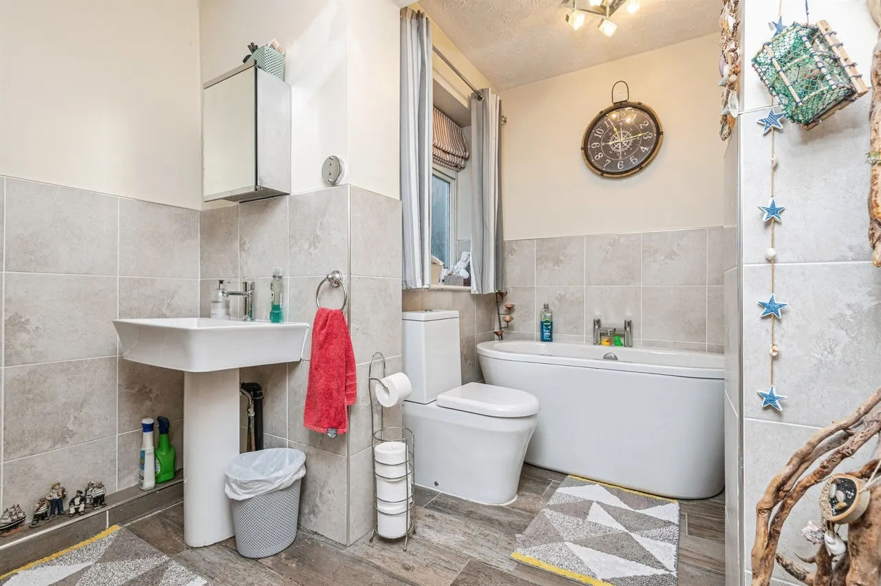 Marne Avenue, Clayton, BD14, photo 10