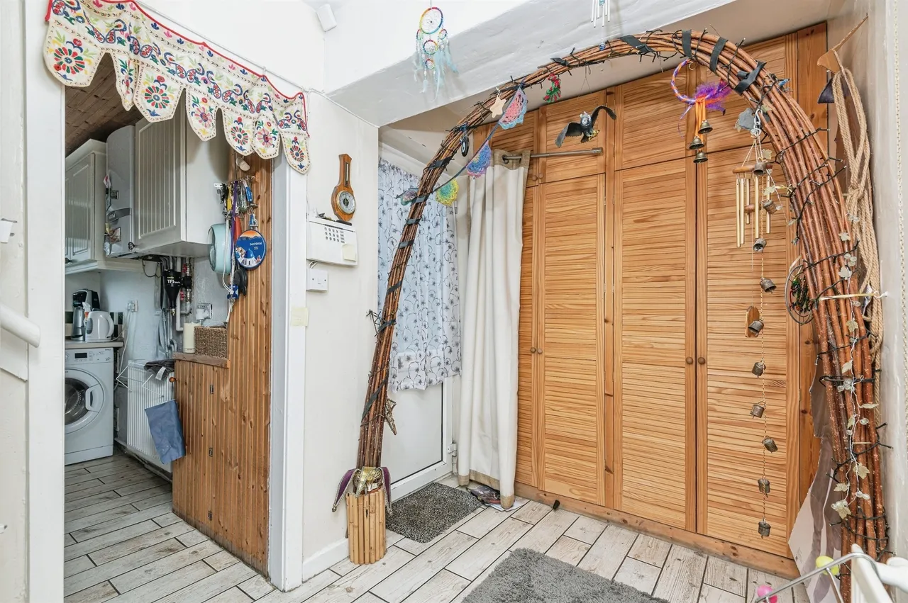 Marne Avenue, Clayton, BD14, photo 6