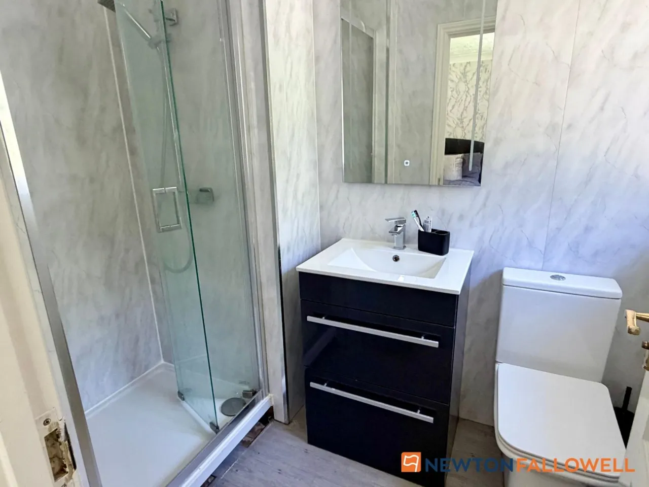 Bryans Close, Coddington, NG24, photo 10