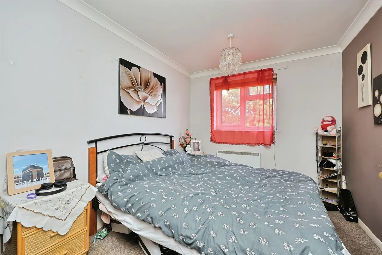 Priors Drive, Norwich, photo 6