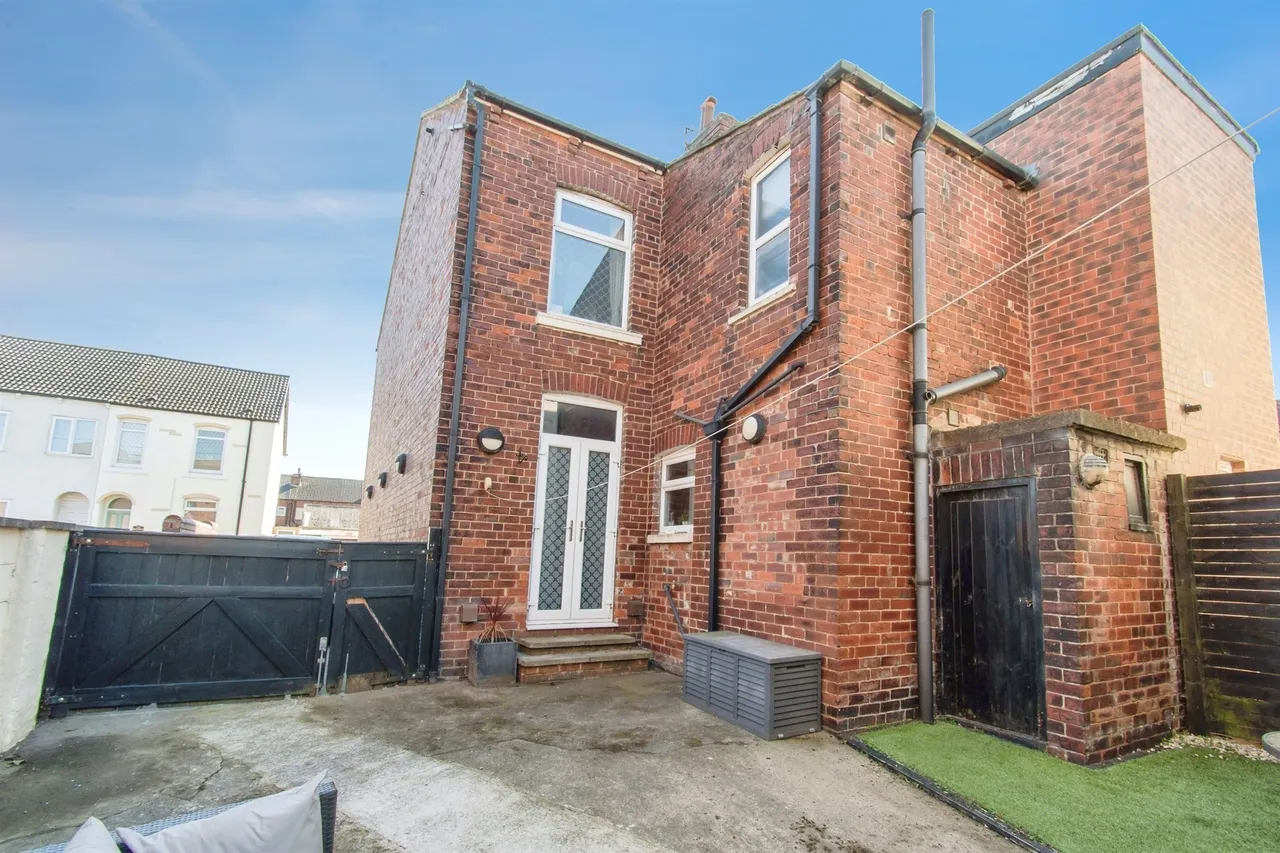Queen Street, Normanton, WF6, photo 12