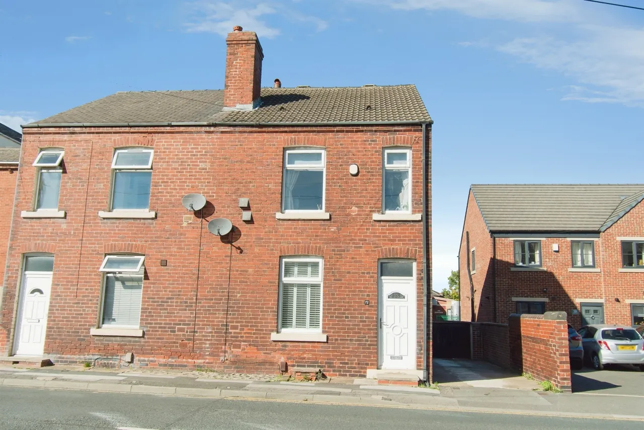 2 bed house for sale, Queen Street, Normanton, WF6