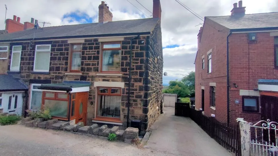 3 bed house for sale — New Road, Brynteg, Wrexham, LL11
