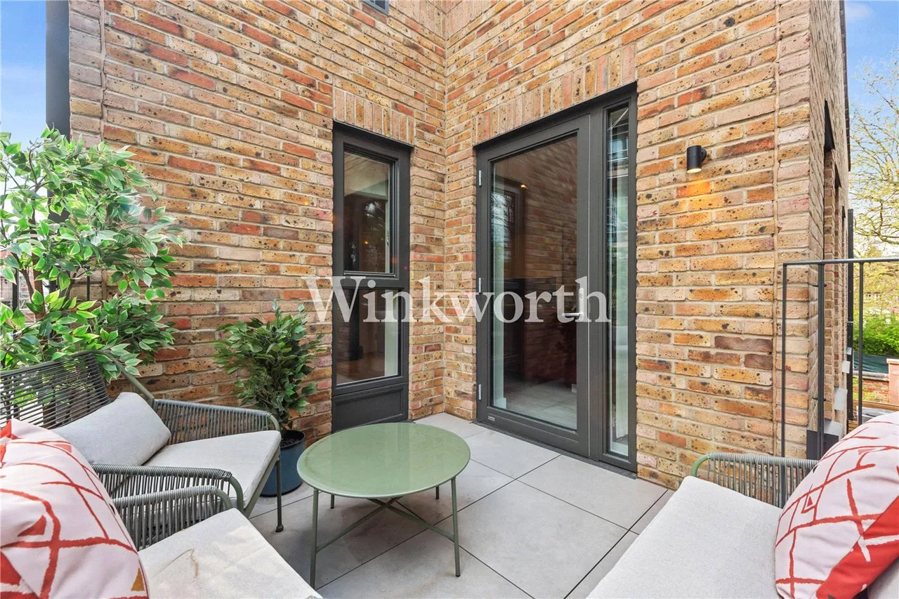 St. Ann's Road, London, N15, photo 24