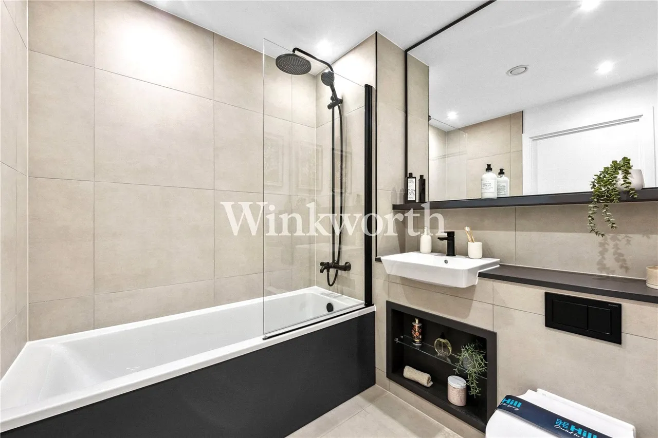 St. Ann's Road, London, N15, photo 22