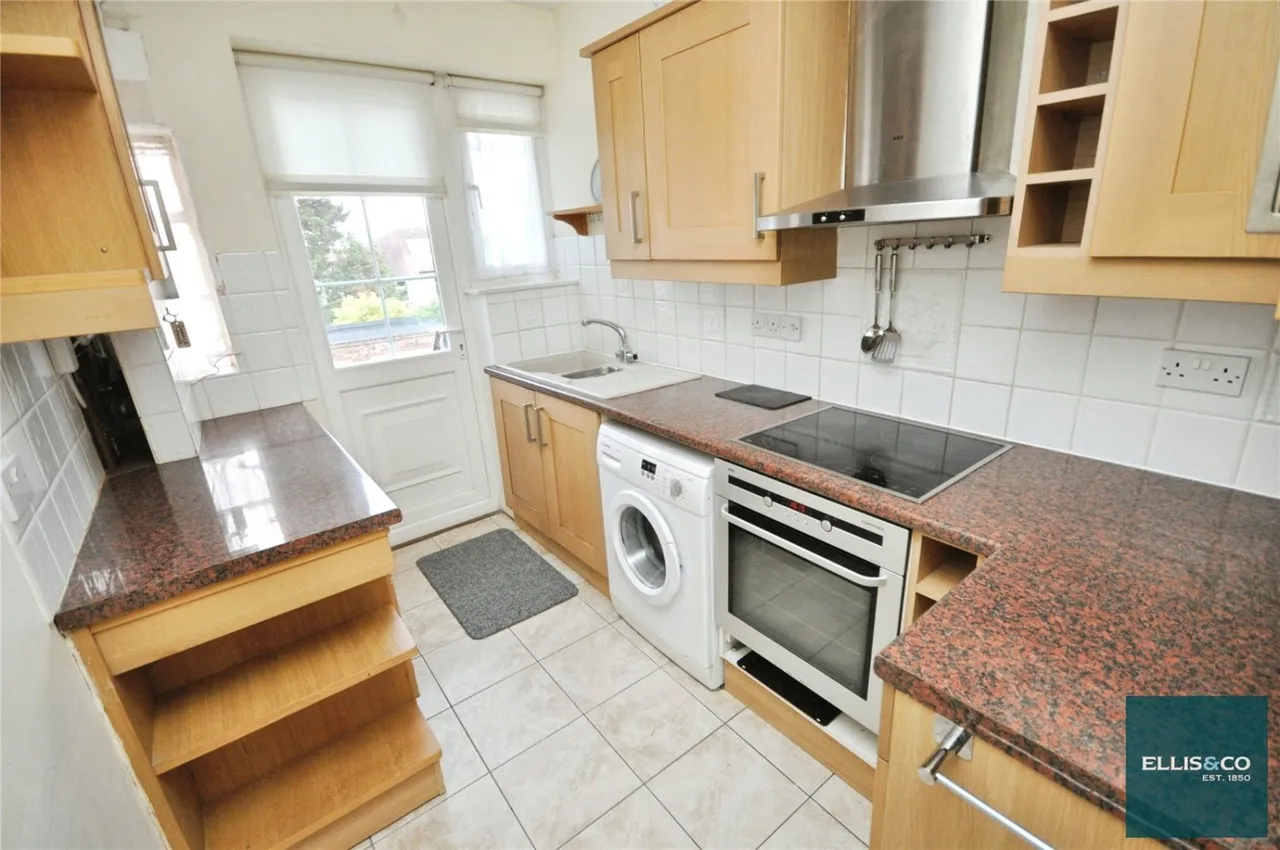 Park Avenue, Finchley, N3, photo 3