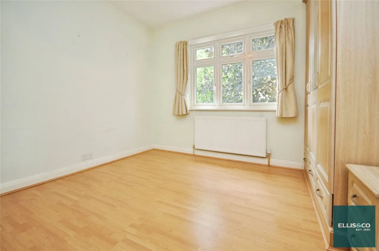 Park Avenue, Finchley, N3, photo 4