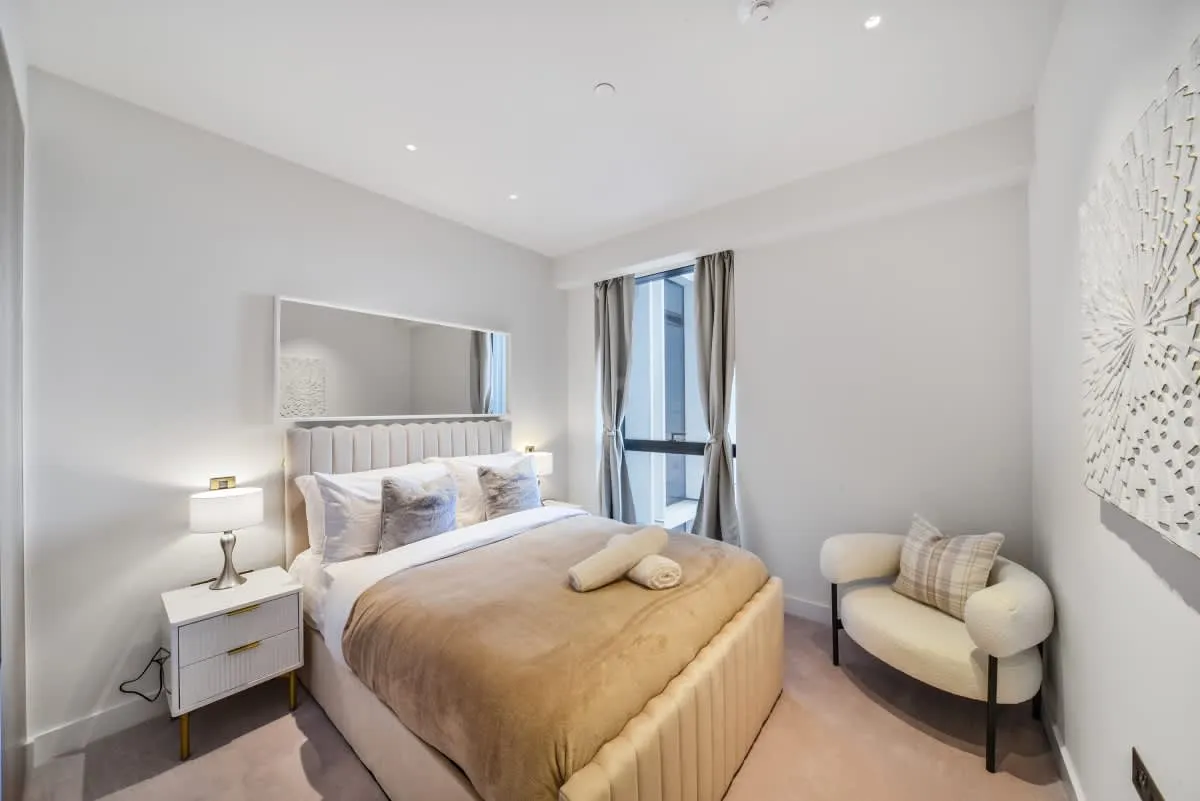 Nine Elms Lane, London, SW8, photo 8