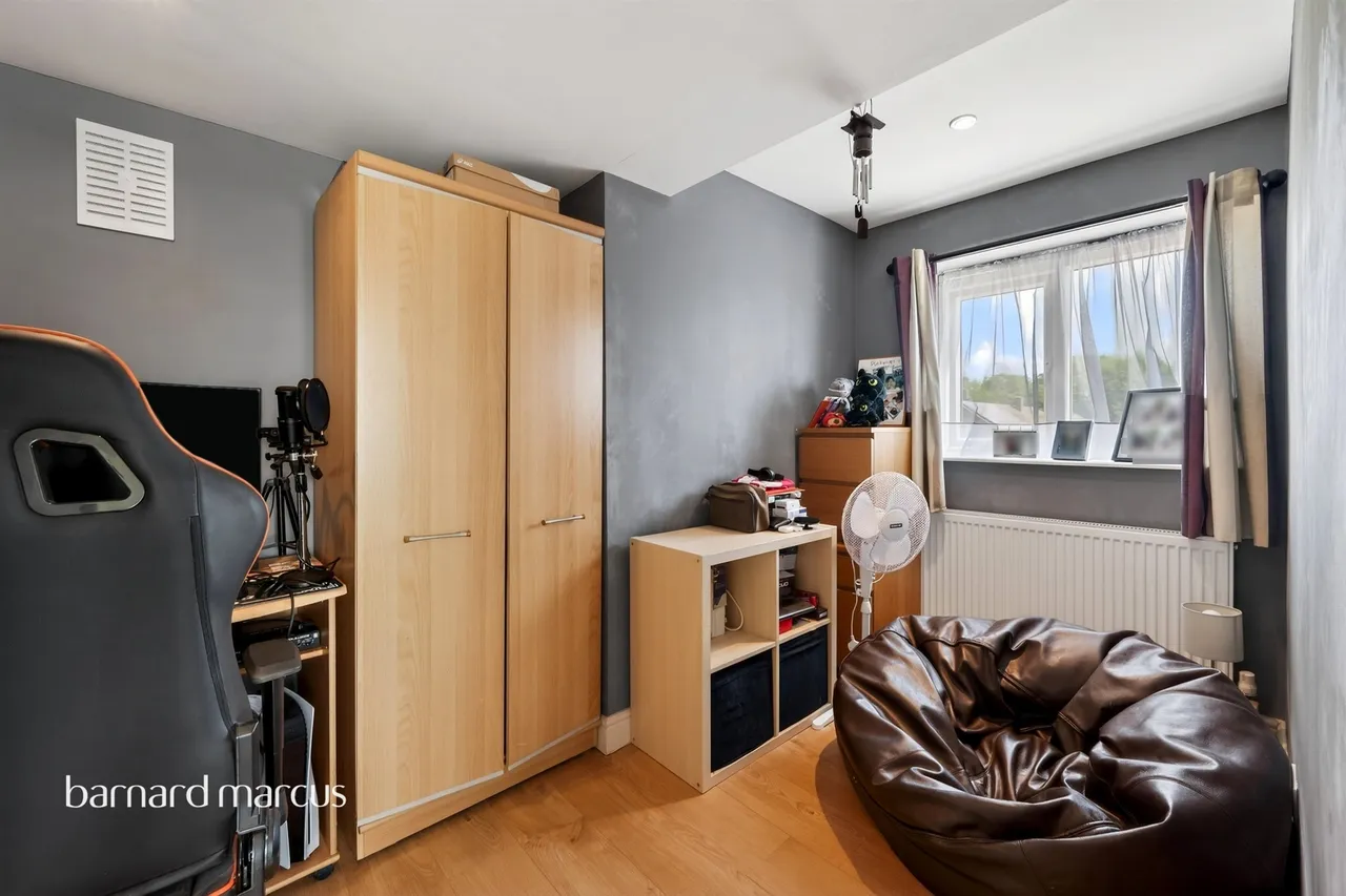 Hatch Gardens, Tadworth, KT20, photo 11