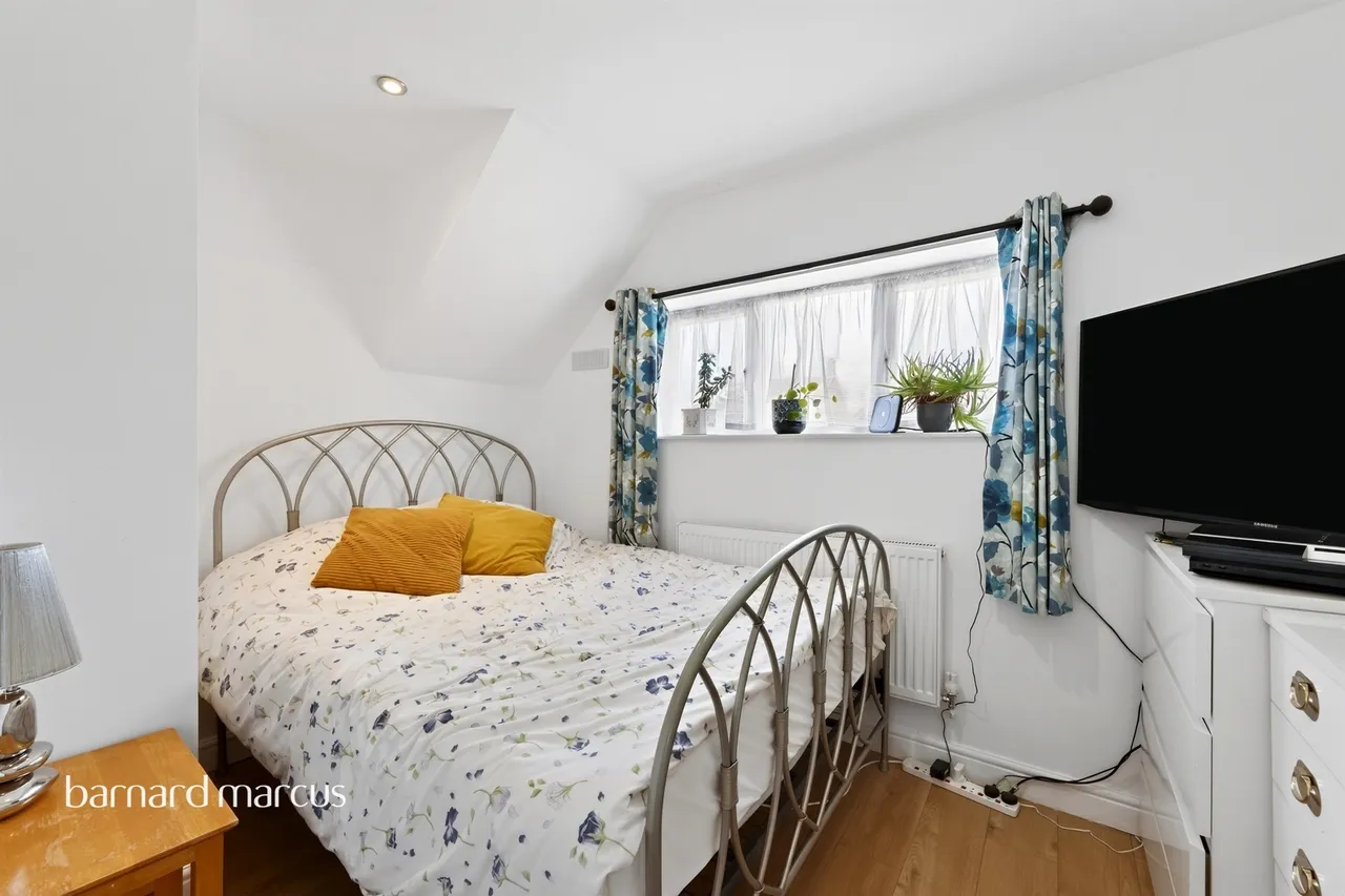 Hatch Gardens, Tadworth, KT20, photo 8