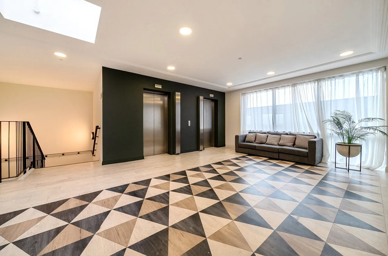 Ashwood House, 16-22 Pembroke Broadway, Camberley, Surrey, GU15 3FB, photo 9