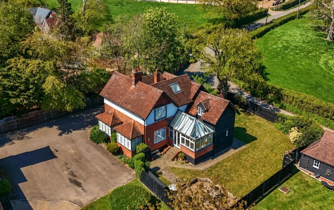 4 bed house for sale, Mangrove Lane, Hertford, SG13