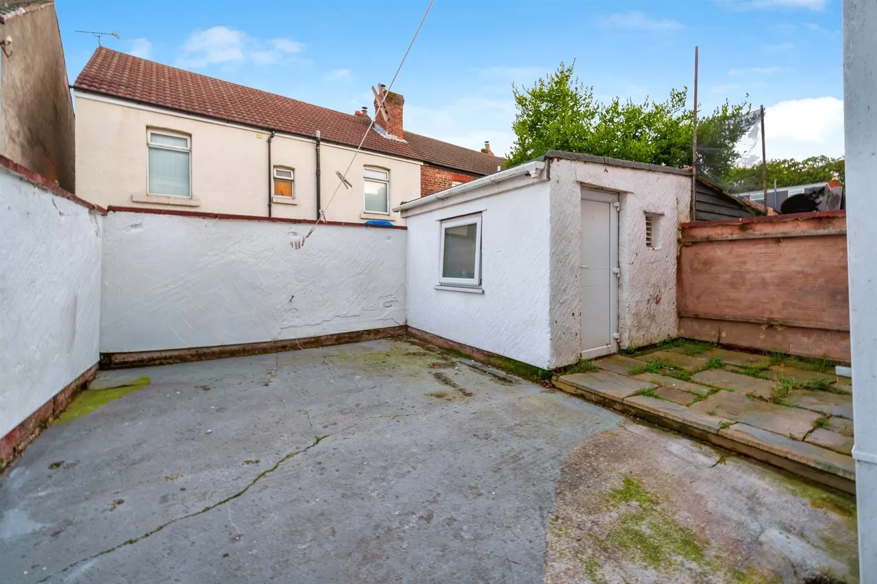 Chatsworth Avenue, Wallasey, CH44, photo 16
